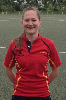 Rugbynationalspierin Dana Kleine-Grefe zu gast am Campus der MHMK Köln