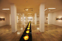 Die Teilnehmerinnen des 2. ladies dental talk bekommen eine Exklusiv-Führung im Ludwig Museum