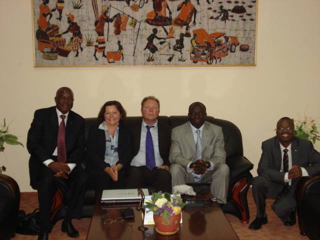 Herr und Frau Harhammer beim afrikanischen Arbeitsminister in Burkina Faso Herr und Frau Harhammer beim afrikanischen Arbeitsminister in Burkina Faso
