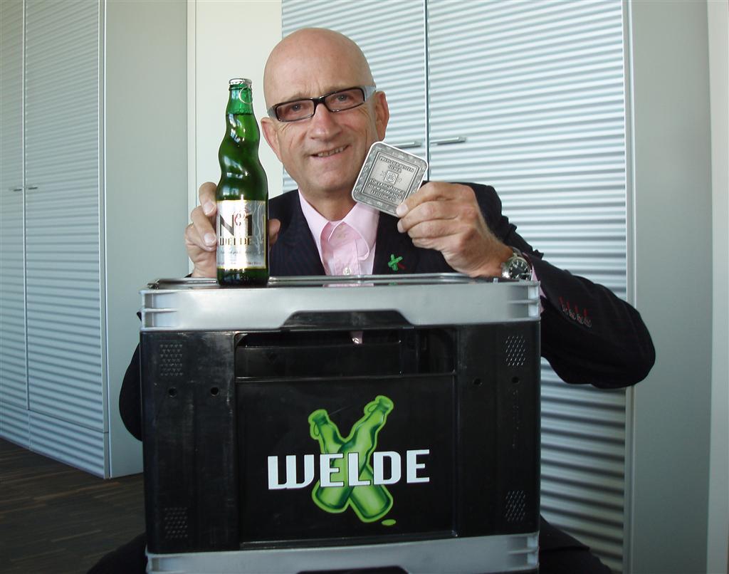 Brauereichef Dr. Hans Spielmann erklärt den bayerischen Weißbier-Giganten den Krieg. Brauereichef Dr. Hans Spielmann erklärt den bayerischen Weißbier-Giganten den Krieg.