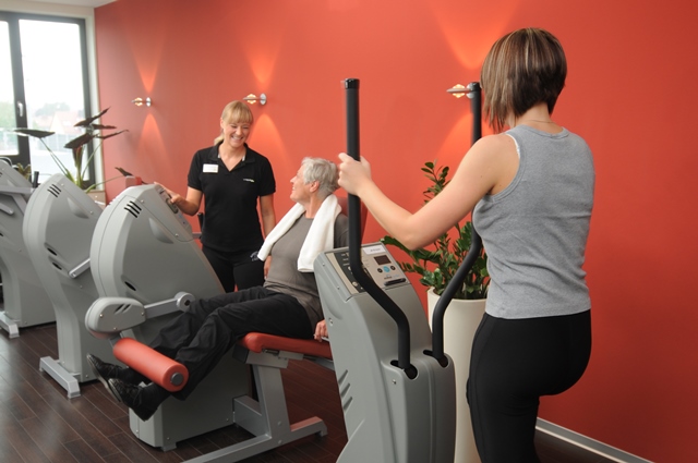 Neues Trainingsangebot im vispo-Zentrum für Vitalität und Sport Neues Trainingsangebot im vispo-Zentrum für Vitalität und Sport