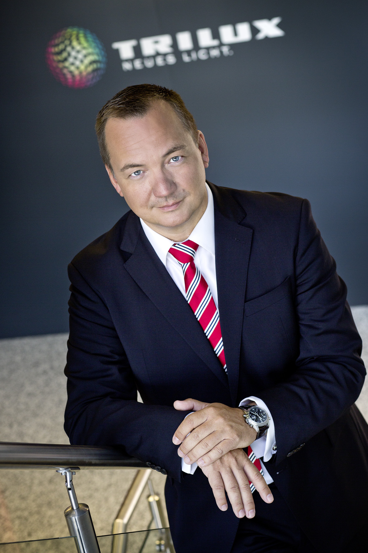 Christian Sallach ist seit 01. Juli 2013 CSO der TRILUX Group und erweitert damit das Führungsteam. Christian Sallach ist seit 01. Juli 2013 CSO der TRILUX Group und erweitert damit das Führungsteam.