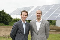 Setzen auf Solar: Björn Kemper (links) und Alexander Lenfers