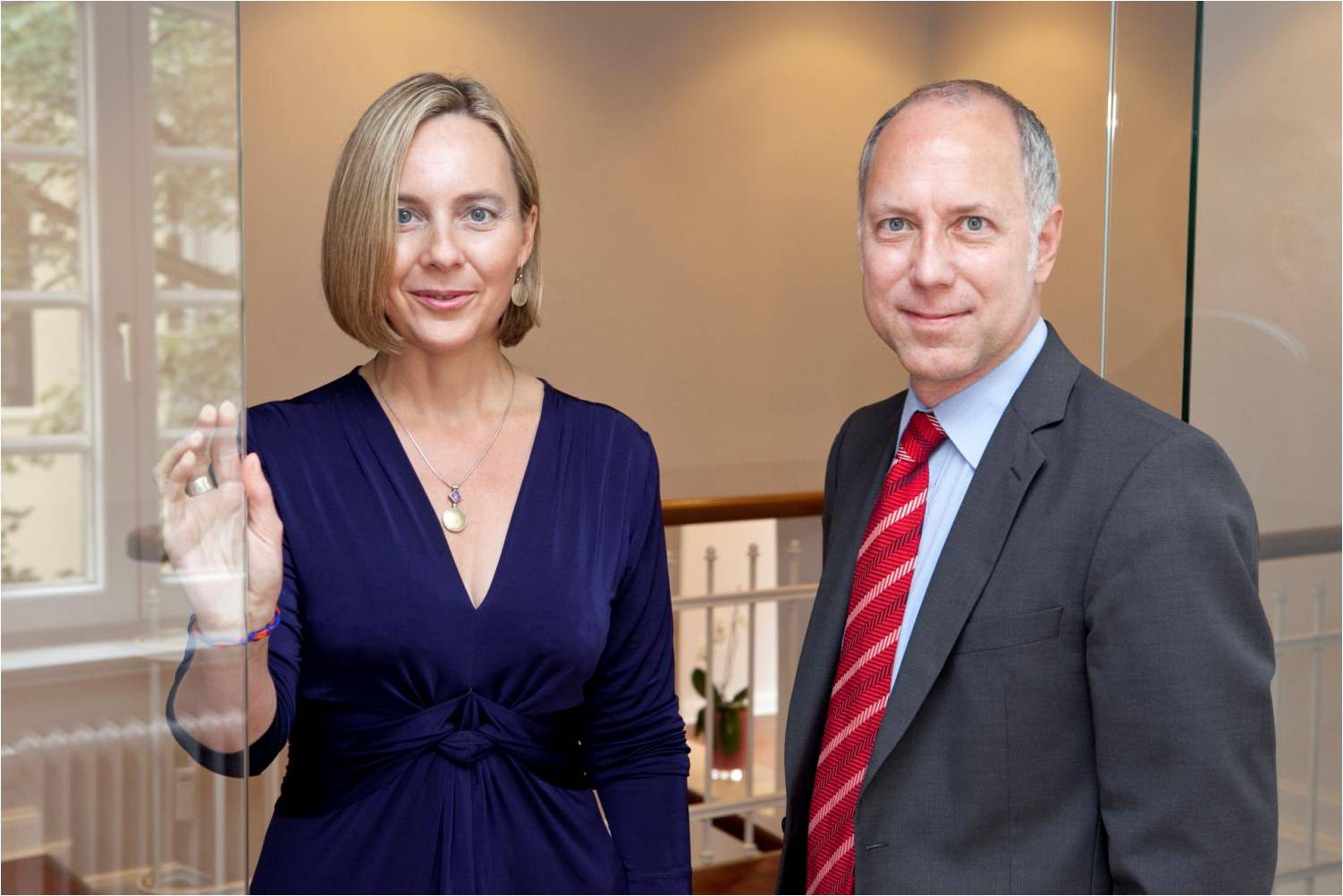Delphis Dialog Geschäftsführung: Martina Sturm, Carsten Styra Delphis Dialog Geschäftsführung: Martina Sturm, Carsten Styra