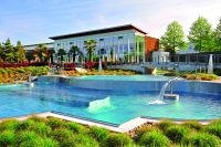 Kaskadenbecken (SPA Resort Therme Geinberg) Kaskadenbecken (SPA Resort Therme Geinberg)