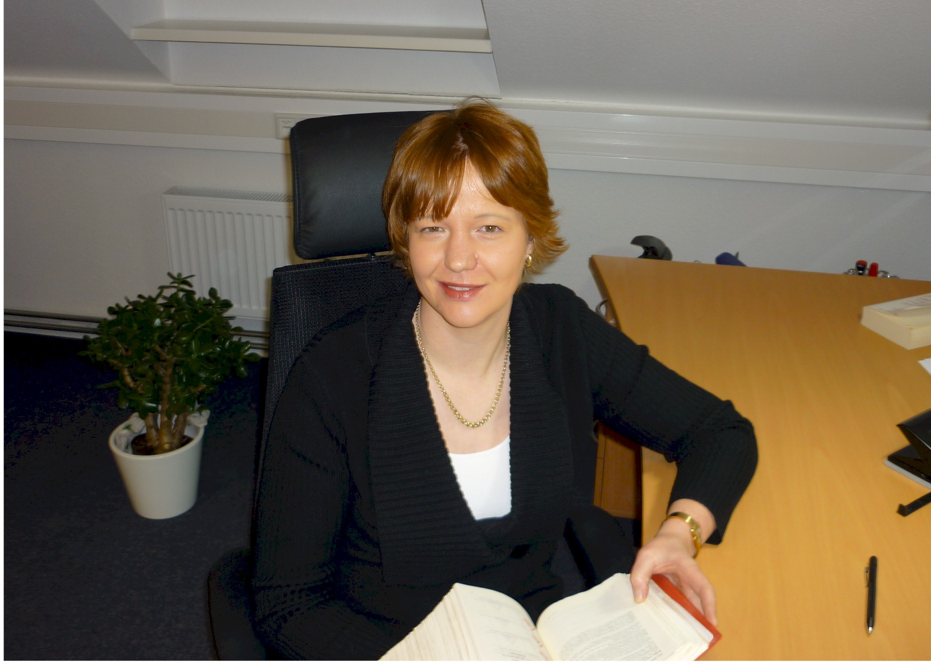 Rechtsanwältin Dr. Elke Scheibeler Rechtsanwältin Dr. Elke Scheibeler