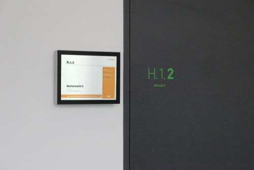 Exchange-Schnittstelle von komma,tec redaction in der FHWS zur digitalen Beschilderung Exchange-Schnittstelle von komma,tec redaction in der FHWS zur digitalen Beschilderung