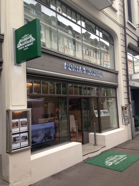 Der erste Porta Mondial Immobilienshop in der Schweiz eröffnete in St. Gallen in der Poststrasse 16.