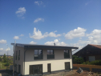 Das Plusenergiehaus erreicht einen Selbstversorgungsgrad von 95 %.  