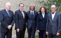 V.l.n.r.: Prof. Burger, Prof. Augustin, Prof. Frank, Prof. Pott und Prof. Feldmeier V.l.n.r.: Prof. Burger, Prof. Augustin, Prof. Frank, Prof. Pott und Prof. Feldmeier