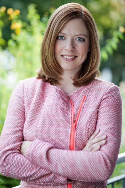 Romina Schell vom Institut für Persönlichkeitsentwicklung diedenkweisen Romina Schell vom Institut für Persönlichkeitsentwicklung diedenkweisen