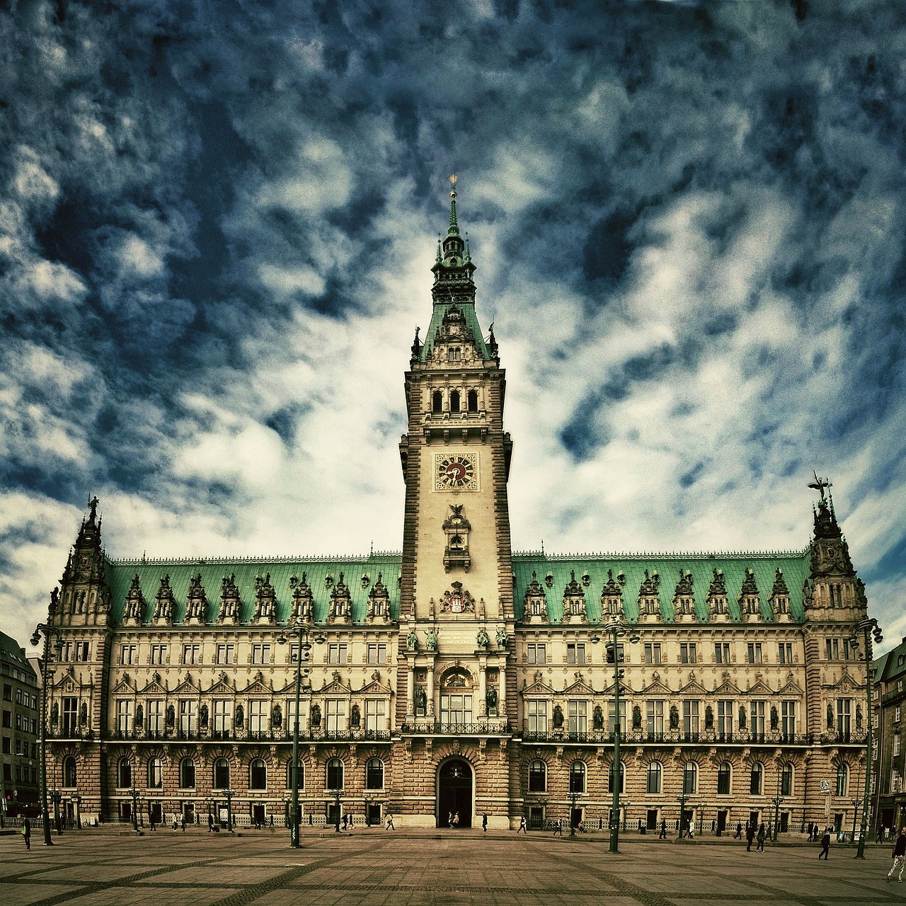 Hamburg-Domains steht für Erfolg bei der lokalen Suche Hamburg-Domains steht für Erfolg bei der lokalen Suche