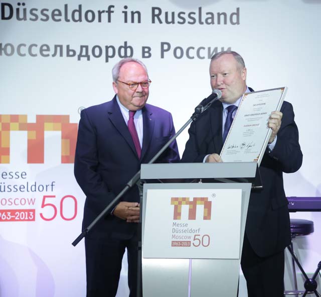 Werner M. Dornscheidt (li.), Sergey S. Bednov Werner M. Dornscheidt (li.), Sergey S. Bednov