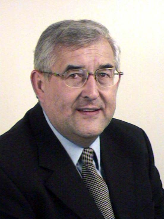 Herr Walter Kolbenschlag, Geschäftsführer der UBK GmbH und ERP-Auswahl-Berater. Herr Walter Kolbenschlag, Geschäftsführer der UBK GmbH und ERP-Auswahl-Berater.