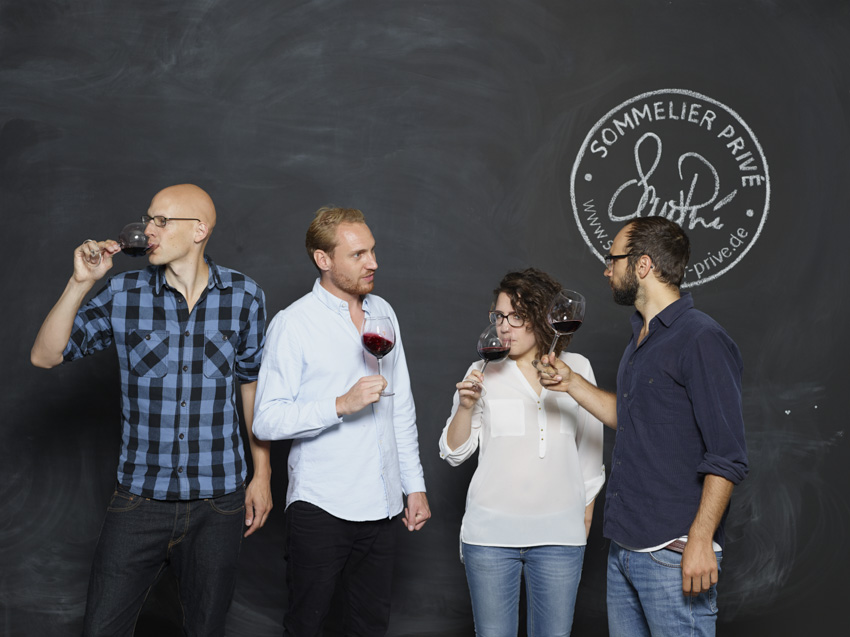Das Team hinter Sommelier Privé: Philipp Nagels, Marc Clemens, Grazia Ravelli, Paul Stubert (v. li. Das Team hinter Sommelier Privé: Philipp Nagels, Marc Clemens, Grazia Ravelli, Paul Stubert (v. li.