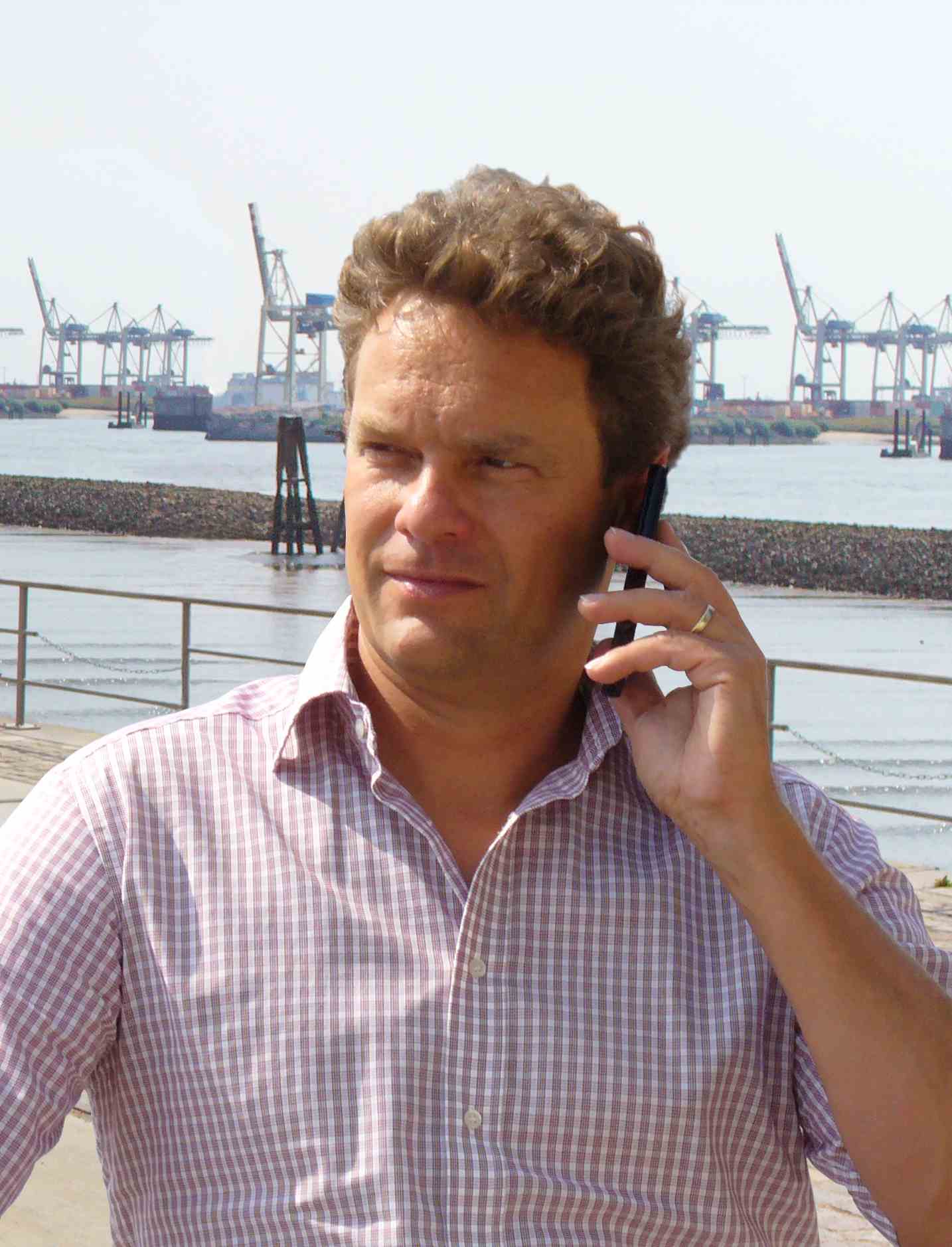 Christof Langer, Managing Director kiwiw Systems GmbH Christof Langer, Managing Director kiwiw Systems GmbH