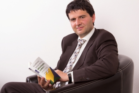 Wirtschaftsmediator und Vertragsexperte Oliver Dittmann Wirtschaftsmediator und Vertragsexperte Oliver Dittmann