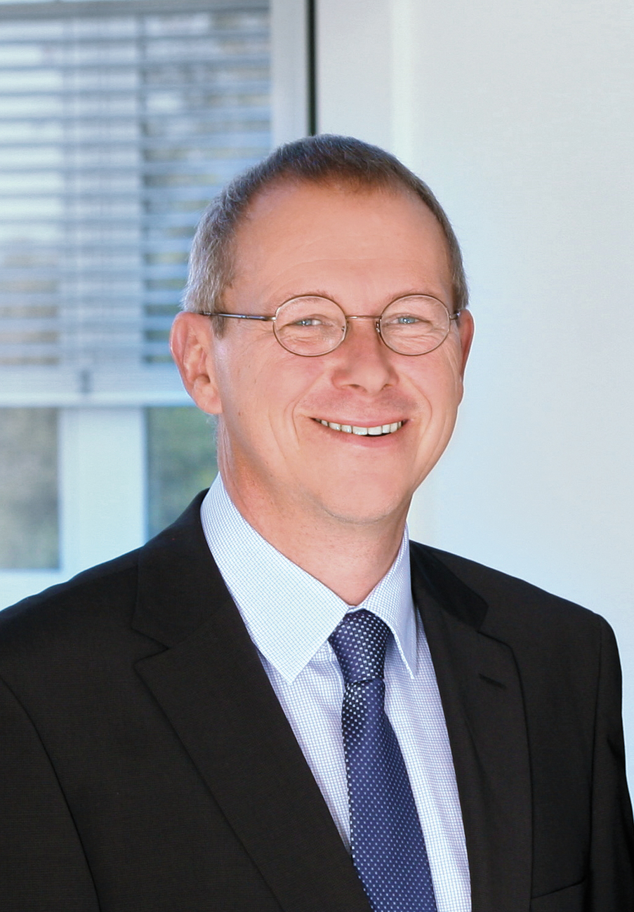 Stefan Traub, Vertriebsleiter bei der ISST Handels GmbH Stefan Traub, Vertriebsleiter bei der ISST Handels GmbH