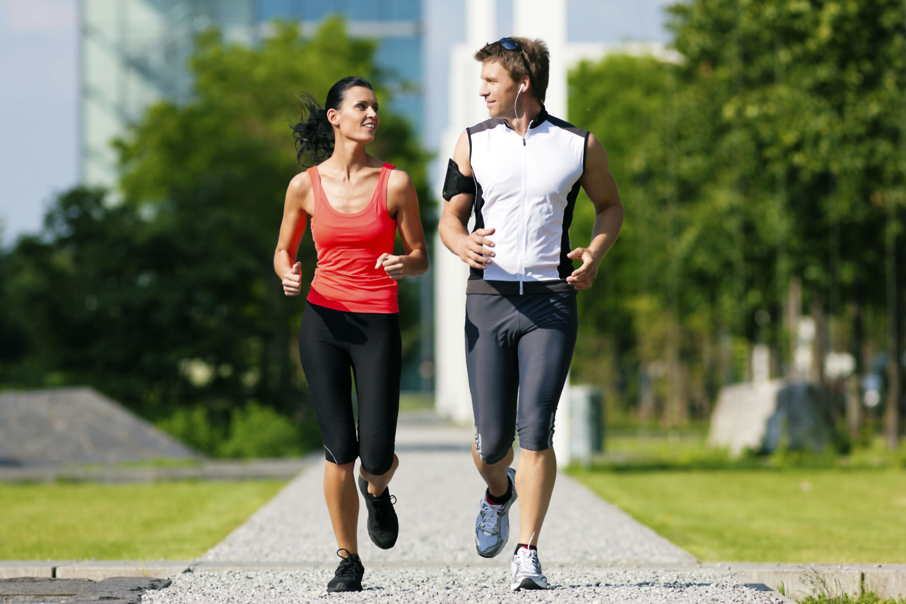 In Deutschland gehört Joggen zu den gefragtesten Ausdauersportarten. Foto: djd/Traumeel/thx