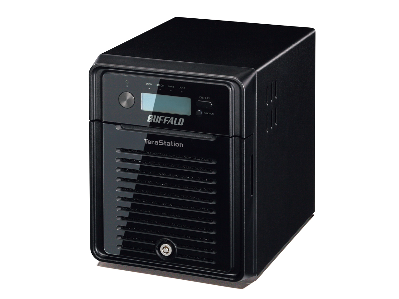 Vier-Bay-Netzwerkspeicher verfügbar als Desktop- und Rackmount-Version