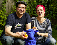 Joachim Hiller und Uschi Herzer freuen sich auf das erste VeggieFest in Solingen Joachim Hiller und Uschi Herzer freuen sich auf das erste VeggieFest in Solingen