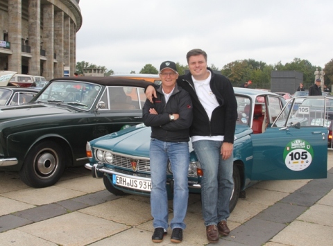 (Foto: hl-studios, Erlangen) – „Team hl-studios“ mit Beifahrer Jürgen Krieg und Fahrer Rainer Staudt