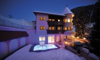 Hotelpool Winter Nacht Hotelpool Winter Nacht