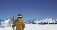 Skifahrer mit Panorama St. Jakob (Ski)Hit Osttirol) Skifahrer mit Panorama St. Jakob (Ski)Hit Osttirol)