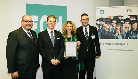 v.l. O. Dorn (FOM), WP/StB M. Bittner (ETL-Gruppe), S. Ebert, Prof. Dr. G. Mann (FOM)