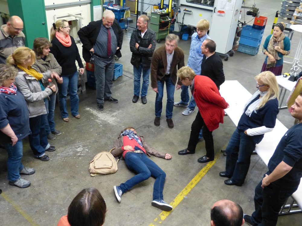 Leiche in der Maschinenhalle Leiche in der Maschinenhalle