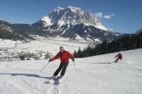 Neu: Zugspitz-Winterauftakt mit dem neuen Alpenrose-Ski 