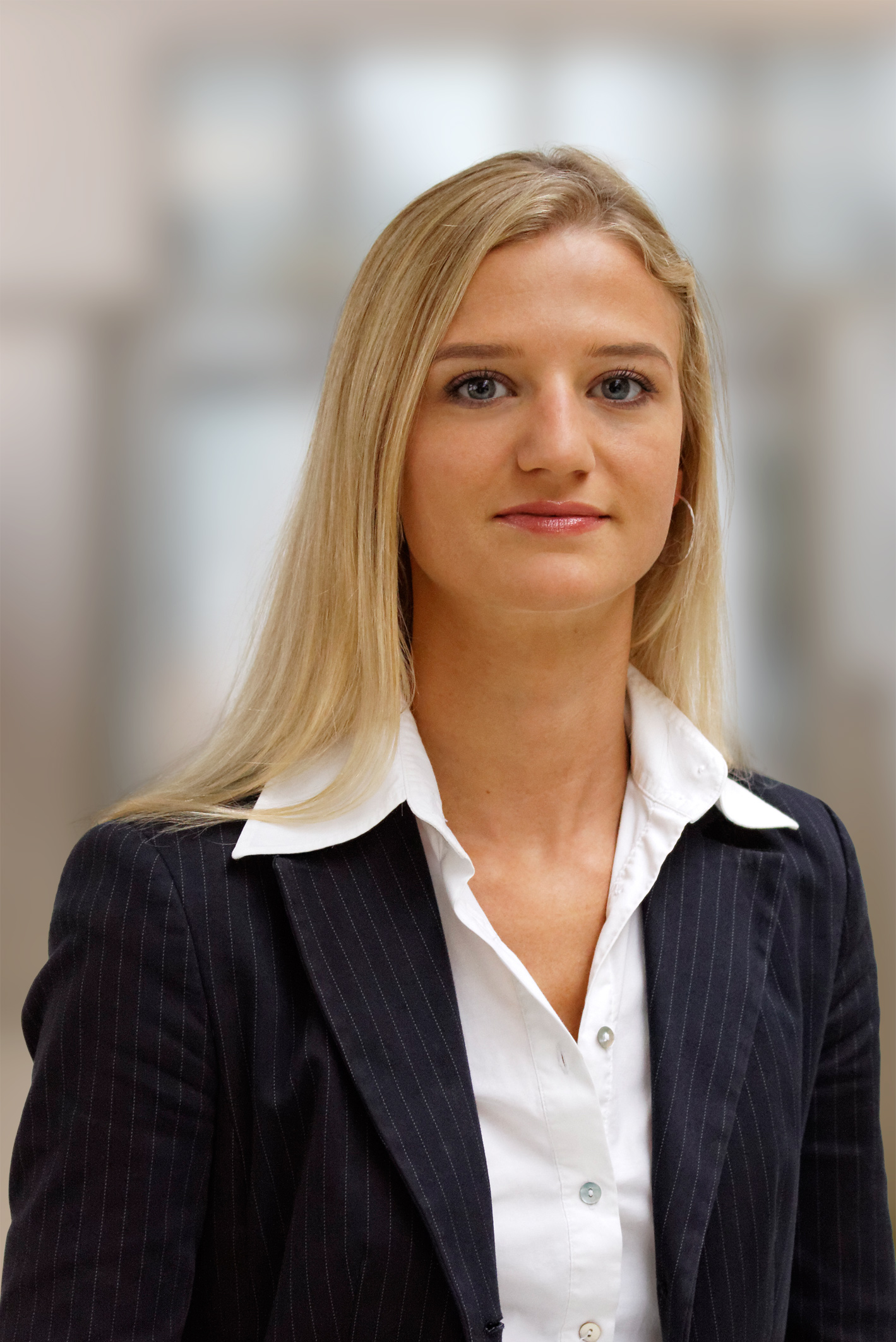 Valerie Stelzer