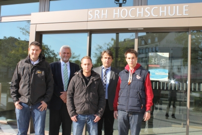 V.l.n.r.: Benedikt Birner, Logistik-Professor Prof. Dr. Günther Truszkiewitz, Fabian Görres, SRH-Log V.l.n.r.: Benedikt Birner, Logistik-Professor Prof. Dr. Günther Truszkiewitz, Fabian Görres, SRH-Log