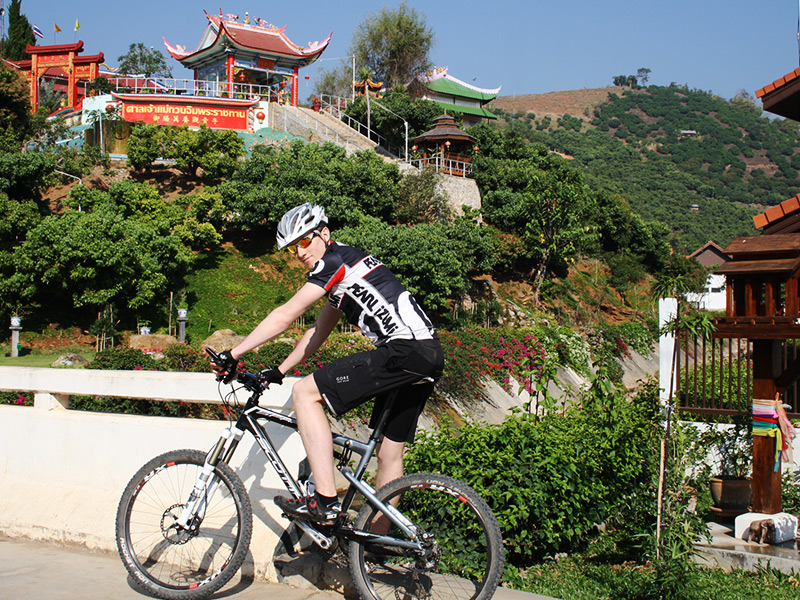 Mit dem Moutainbike durch Thailand Mit dem Moutainbike durch Thailand