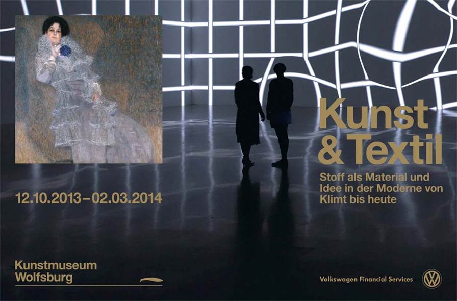 Installationsansicht Peter Kogler. Gustav Klimt, Bildnis Marie Henneberg, 1901/02.