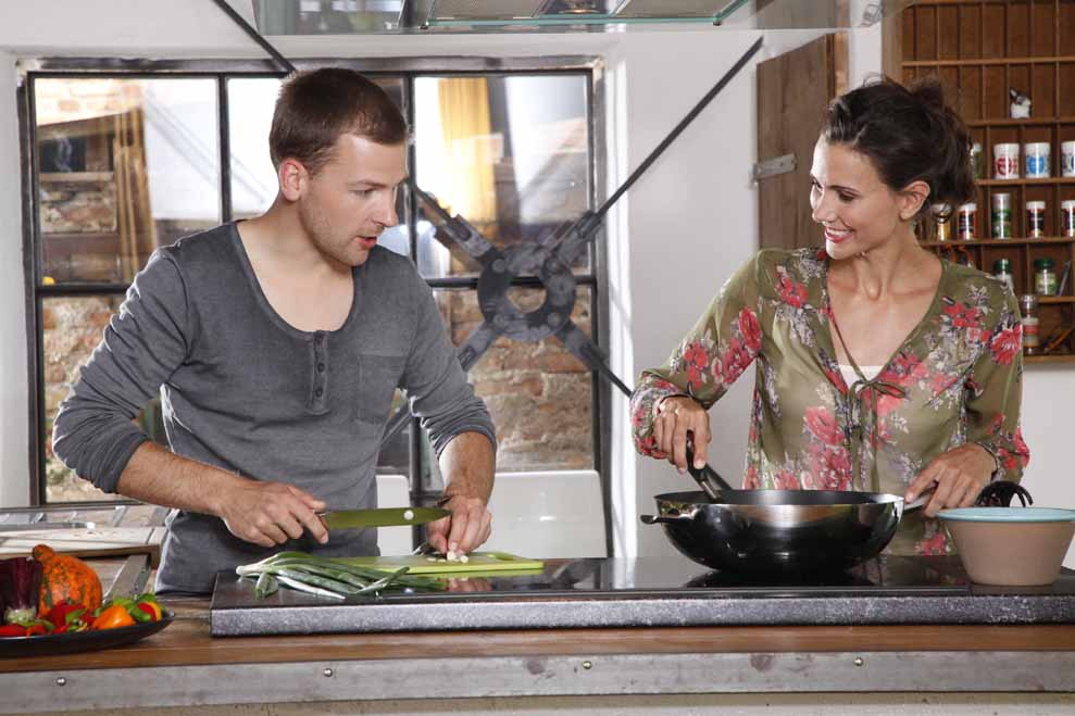 Kombinierbar mit herkömmlichen Kochplatten, Gas oder Teppan-Yaki