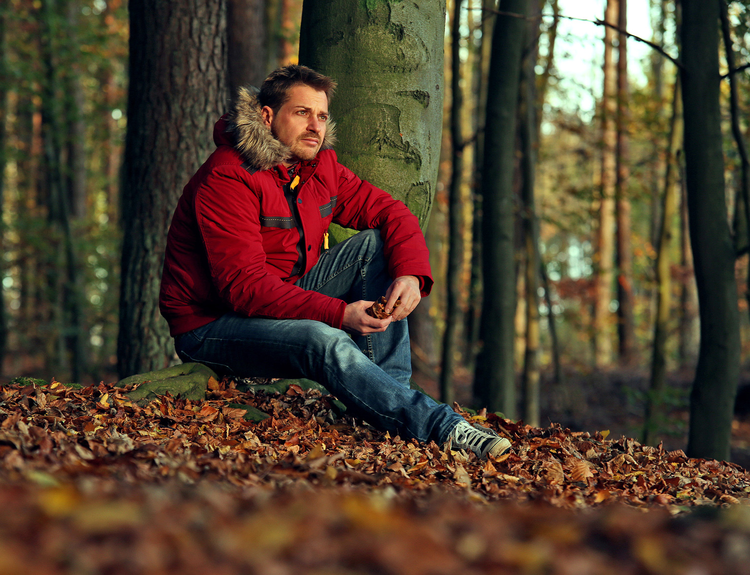 Rocker mit romantischer Seele: Sänger SIMON und sein Debüt-Album Nur ein Traum Rocker mit romantischer Seele: Sänger SIMON und sein Debüt-Album Nur ein Traum
