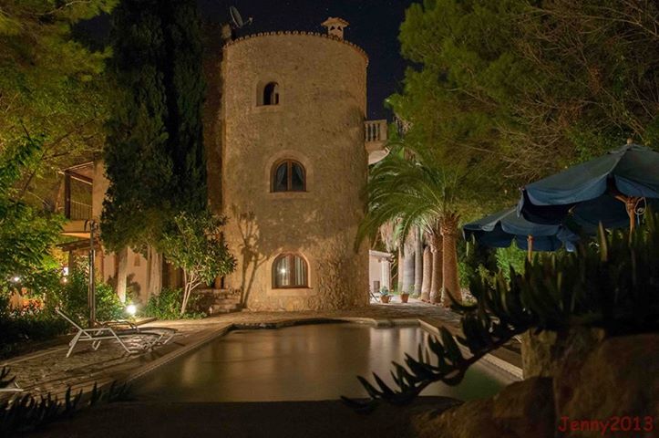 Landhotel & Weingut Can Davero**** bei Nacht