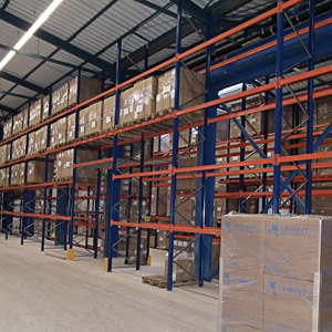 Innenansicht der neuen Lagerhalle