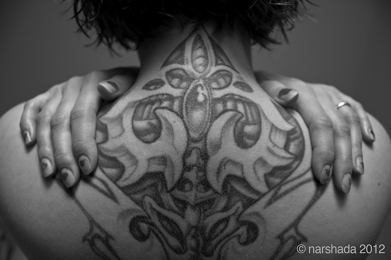 Tribal Rücken Tattoo