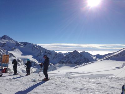STARFACE lud die erfolgreichsten Fachhandelspartner zum Skifahren. STARFACE lud die erfolgreichsten Fachhandelspartner zum Skifahren.