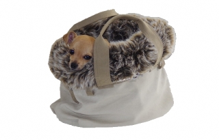 Hundetasche ALCANTARA bei HundeTraumBetten mit versandkostenfreier Lieferung in DE