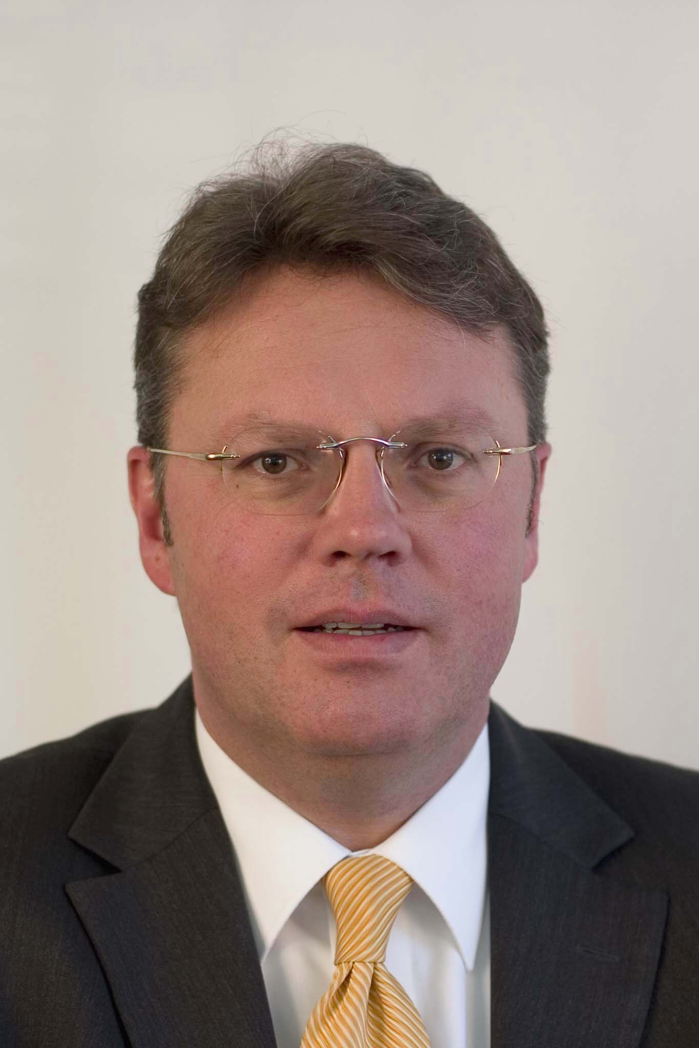 Jürgen Heim setzt als Geschäftsführer Vertrieb und Marketing bei SOREDI auf Expansion Jürgen Heim setzt als Geschäftsführer Vertrieb und Marketing bei SOREDI auf Expansion