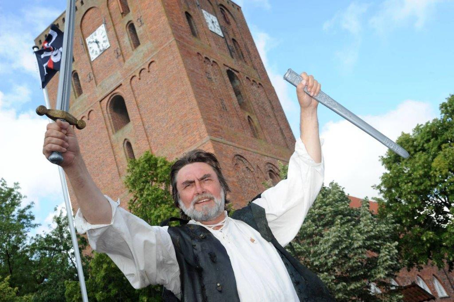 Im heutigen Störtebekerland fand einst der Pirat Störtebeker Zuflucht. Foto: djd/SKN-Ostfriesland-Bi Im heutigen Störtebekerland fand einst der Pirat Störtebeker Zuflucht. Foto: djd/SKN-Ostfriesland-Bi