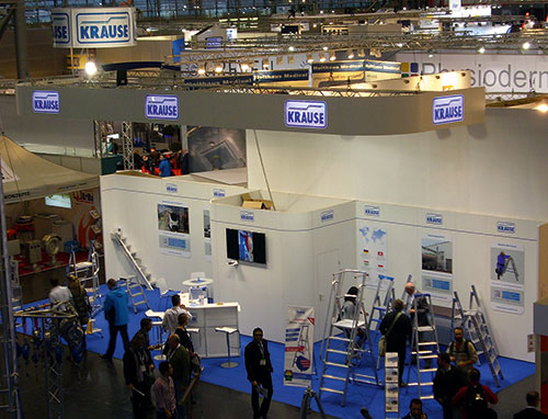Der KRAUSE-Messestand auf der A+A war ein beliebter Anlaufpunkt für Fragen rund um die Arbeitssicher Der KRAUSE-Messestand auf der A+A war ein beliebter Anlaufpunkt für Fragen rund um die Arbeitssicher