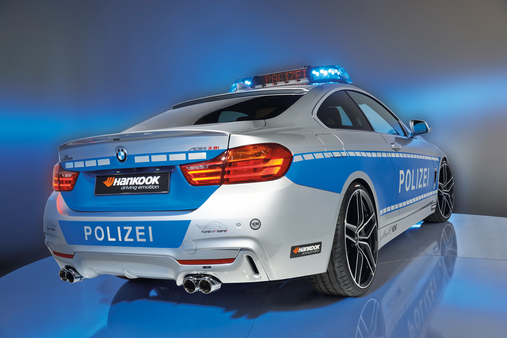 Der BMW 428i Coupéby AC Schnitzer ist das neue TUNE IT! SAFE!-Kampagnenfahrzeug. Der BMW 428i Coupéby AC Schnitzer ist das neue TUNE IT! SAFE!-Kampagnenfahrzeug.