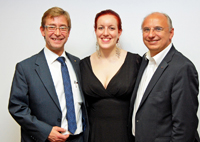 Yvonne Rothstein (Mitte) mit Thomas Keilbar (l.) und Michael Mücke (r.).