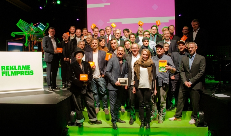 Reklamefilmpreis 2013: die Preisträger mit Moderator, Veranstalter und Laudatoren