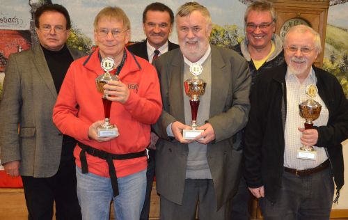 Siegerehrung beim 16. Senioren-Schach-Open Bad Griesbach im Hotel Residenz. Siegerehrung beim 16. Senioren-Schach-Open Bad Griesbach im Hotel Residenz.