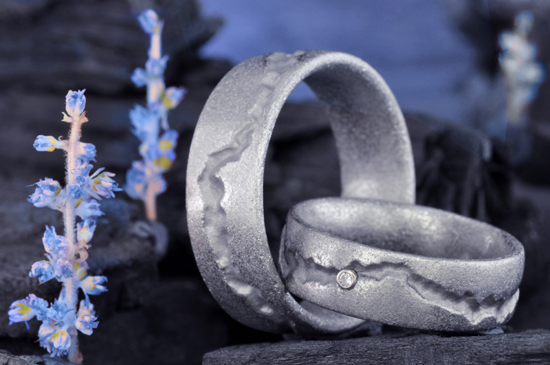 Geschenkidee: Schmuck veredelt mit Deinen Essenzen Geschenkidee: Schmuck veredelt mit Deinen Essenzen